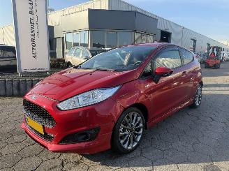 skadebil auto Ford Fiesta 1.0 ST-Line RS Look 125PK 2016/11