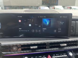 Hyundai Santa Fe 1.6 T-GDI PHEV Black Line 4WD 6persoons picture 28