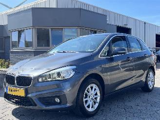 krockskadad bil auto BMW 2-serie Active Tourer 216i Centennial Executive 2016/10