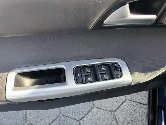 Volvo V-50 2.0F R-Design Pro Edition picture 11