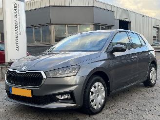 skadebil auto Skoda Fabia 1.0 TSI Essence 2025/5