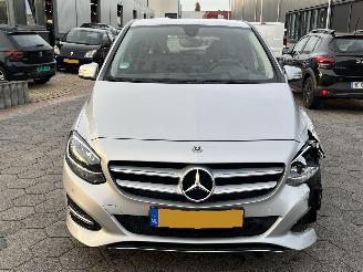Mercedes B-klasse 180 Prestige AUTOMAAT picture 3