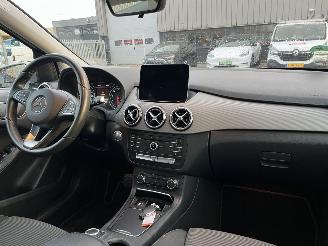 Mercedes B-klasse 180 Prestige AUTOMAAT picture 7