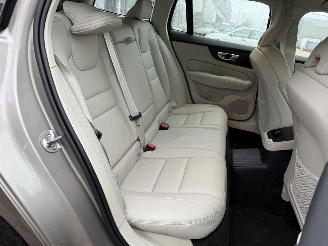 Volvo V-60 2.0 T6 Recharge AWD Inscription picture 13