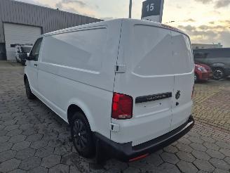 Volkswagen Transporter T6 150pk automaat picture 7