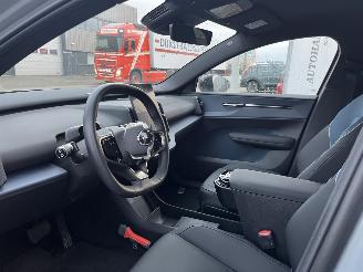 Volvo EX30 Single Motor Plus 51 kWh picture 17