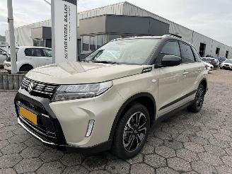 Voiture accidenté Suzuki Vitara 1.5 Hybrid Select 2025/1
