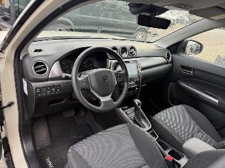 Suzuki Vitara 1.5 Hybrid AUTOMAAT EXE picture 16