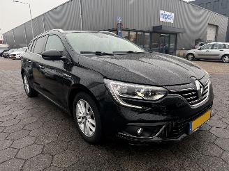 Renault Mégane Estate 1.2 TCe Limited picture 3