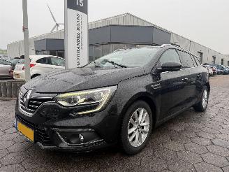krockskadad bil auto Renault Mégane Estate 1.2 TCe Limited 2018/2