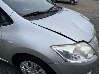 Toyota Auris 1.4-16V picture 9