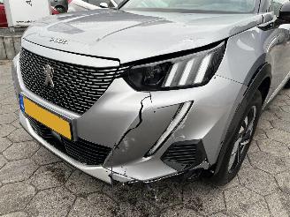 Peugeot e-2008 EV GT 50 kWh picture 7