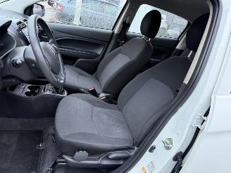 Mitsubishi Space-star 1.0 Cool+ picture 10