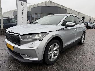 skadebil auto Skoda Enyaq iV 80 Business Edition Plus 2023/11