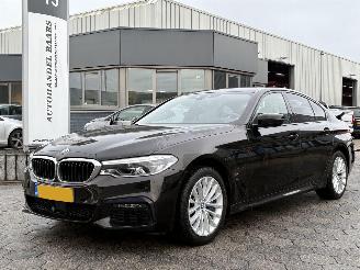 Voiture accidenté BMW 5-serie 530e iPerformance High Executive 2020/2