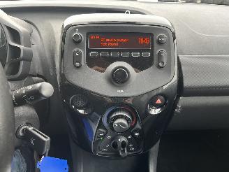 Citroën C1 1.0 VTi Feel zeer lichte schade picture 17