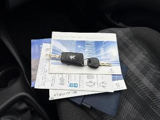 Peugeot 108 1.0 e-VTi Active picture 22