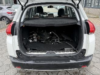 Peugeot 2008 1.2 PureTech Féline picture 11