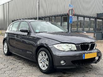 Auto incidentate BMW 1-serie 118i High Executive 2005/4