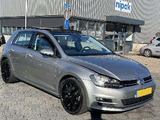 Volkswagen Golf 1.4 TSI ACT Highline PANO AUTOMAAT picture 3