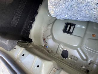 Peugeot 208 1.5 BlueHDi picture 11