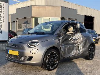 Voiture accidenté Fiat 500E La Prima 42 kWh AUTOMAAT 2020/12
