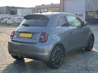 Fiat 500E La Prima 42 kWh AUTOMAAT picture 4