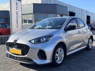 krockskadad bil auto Mazda 2 Hybrid 1.5 Centre-line 2025/8