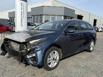 Avarii autoturisme Kia Ceed 1.0 T-GDi DynamicLine 2019/1