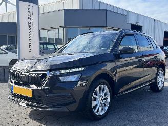 skadebil auto Skoda Kamiq 1.0 TSI Sport Business 2023/2