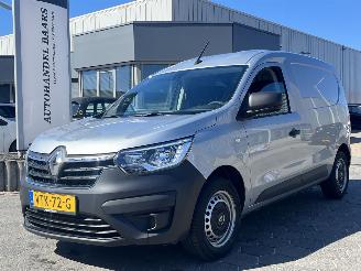 krockskadad bil bedrijf Renault Express 1.5 dCi 95 Comfort 2023/1