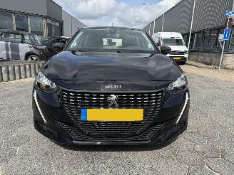 Peugeot 208 1.2 PureTech Active picture 2