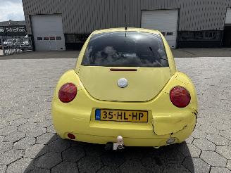 Volkswagen Beetle 2.0 Highline picture 6