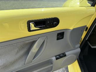 Volkswagen Beetle 2.0 Highline picture 9