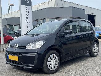 Unfallwagen Volkswagen Up! 1.0 2021/8