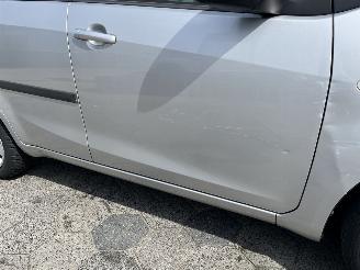 Suzuki Splash 1.0 Exclusive picture 18