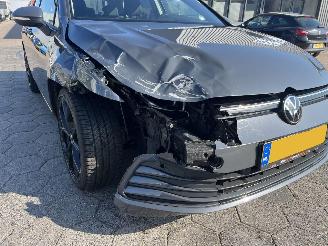 Volkswagen Golf 1.0 TSI Life picture 9