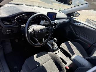 Ford Focus Wagon 1.0 EcoBoost Active Business picture 17