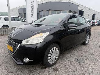 Avarii autoturisme Peugeot 208 1.0 VTi 2013/9