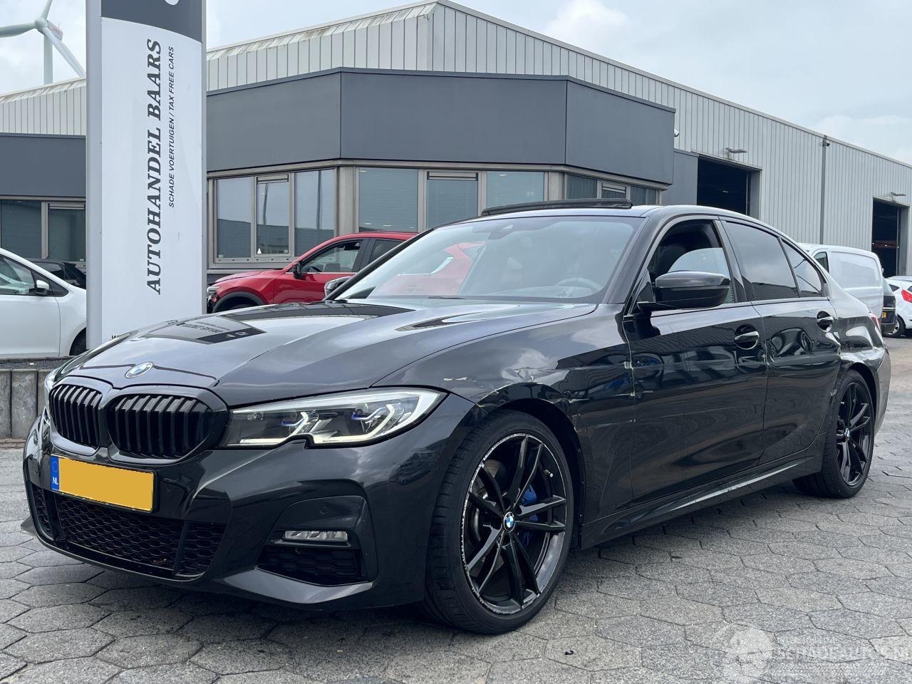 BMW 3-serie 330i High Executive AUTOMAAT