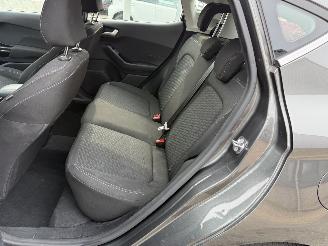 Ford Fiesta 1.0 EcoBoost Hybrid Titanium picture 12