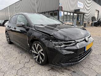 Volkswagen Golf 1.5 eTSI R-Line picture 3