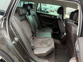 Volkswagen Passat Variant 1.8 TSI Business Edition R picture 13