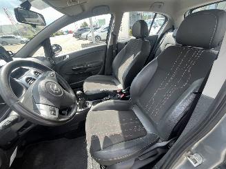 Opel Corsa 1.2-16V Anniversary Edition picture 12