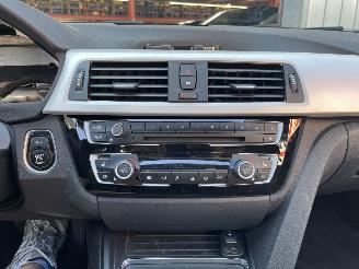 BMW 3-serie Touring 318i High Executive picture 19