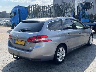 Peugeot 308 SW 1.6 BlueHDI Blue Lease Executive Pack picture 4