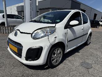 skadebil auto Citroën C1 1.0 Collection 2013/1