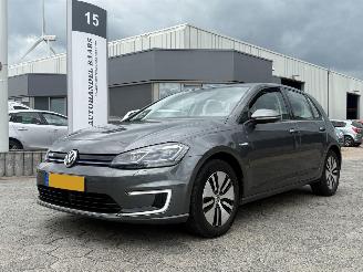 Unfallwagen Volkswagen e-Golf e-Golf 2018/1