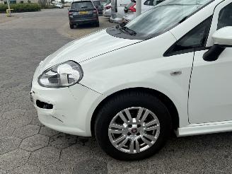 Fiat Punto 0.9 TwinAir Street picture 9