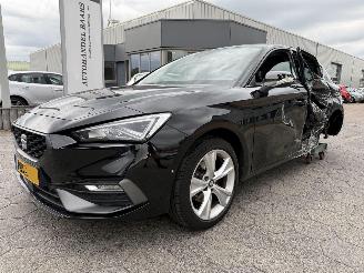 krockskadad bil auto Seat Leon 1.0 TSI FR Launch Edition 2020/10